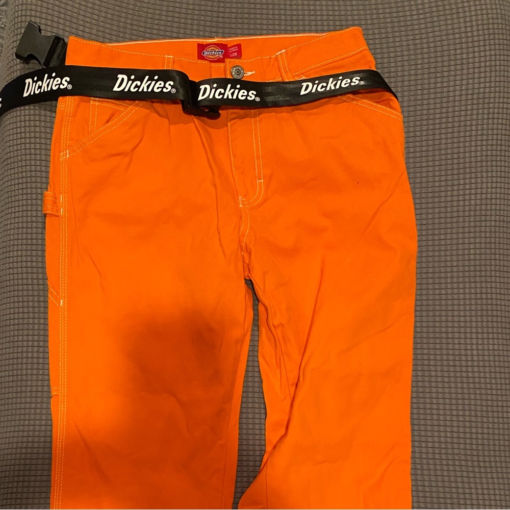 Women’s dickies pants- worn once excellent condition